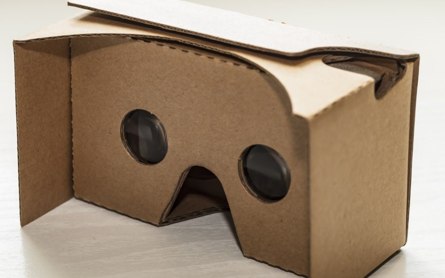 Google Cardboard headset