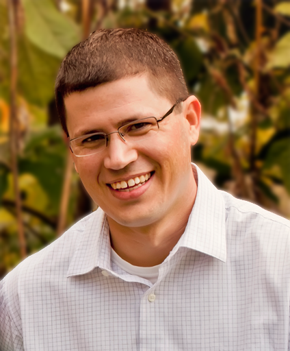 Justin Hodgson headshot