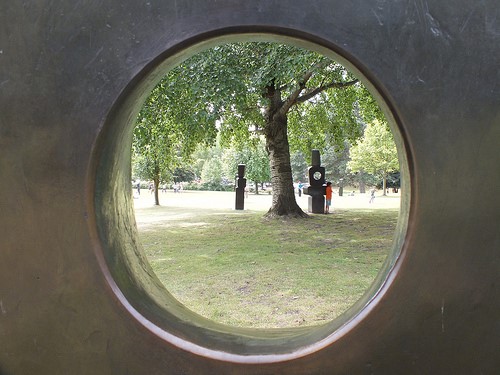 Figure 3: Through the Round — a narrative action photograph from Yorkshire Sculpture Park